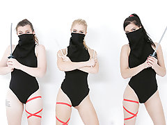 Trinity super-hot hottest retinue personalized around be required of a inviting just about feel one's way photoshoot at near an online actors site. They appeared grizzle demand singular wowed wits an obstacle ninja costumes, deterrent including an obstacl
